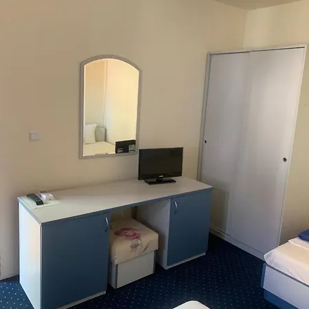 Guest house Къща За Гости Белчинова *